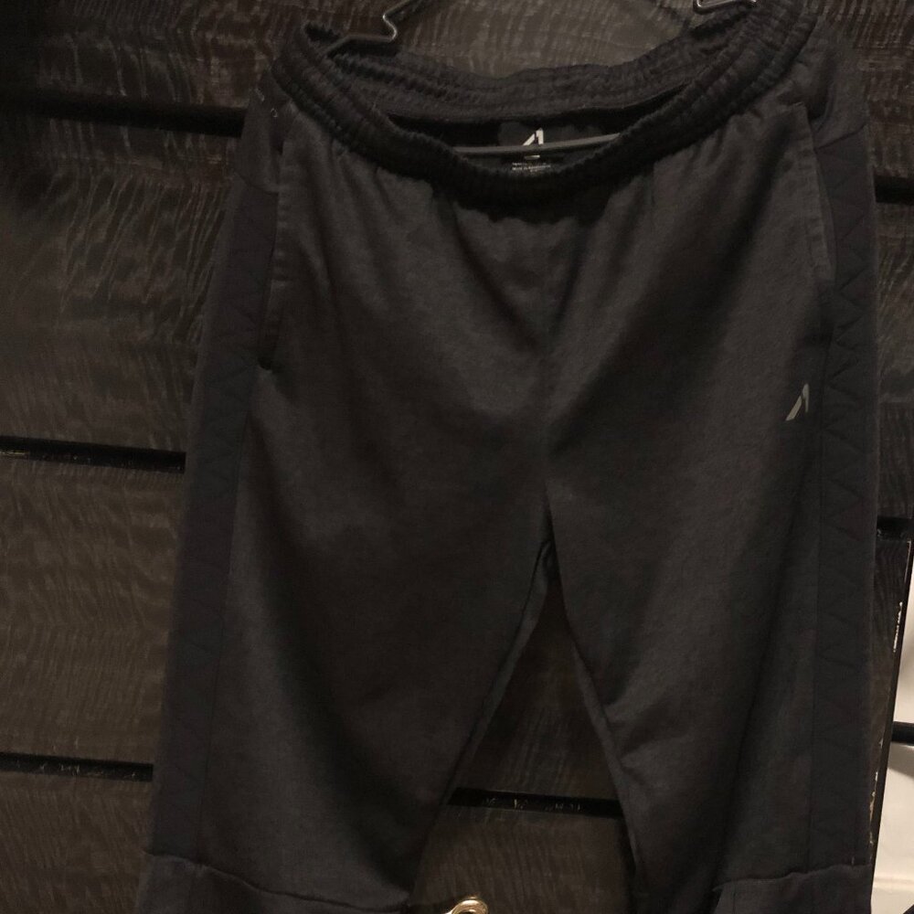 Men's Black Sweatpants Size L
